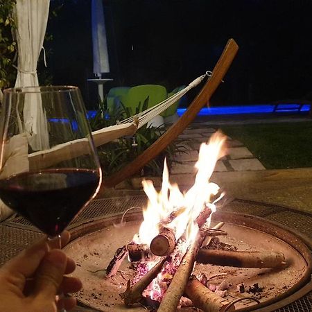 Villa Edda Heated Pool ガラティーナ エクステリア 写真
