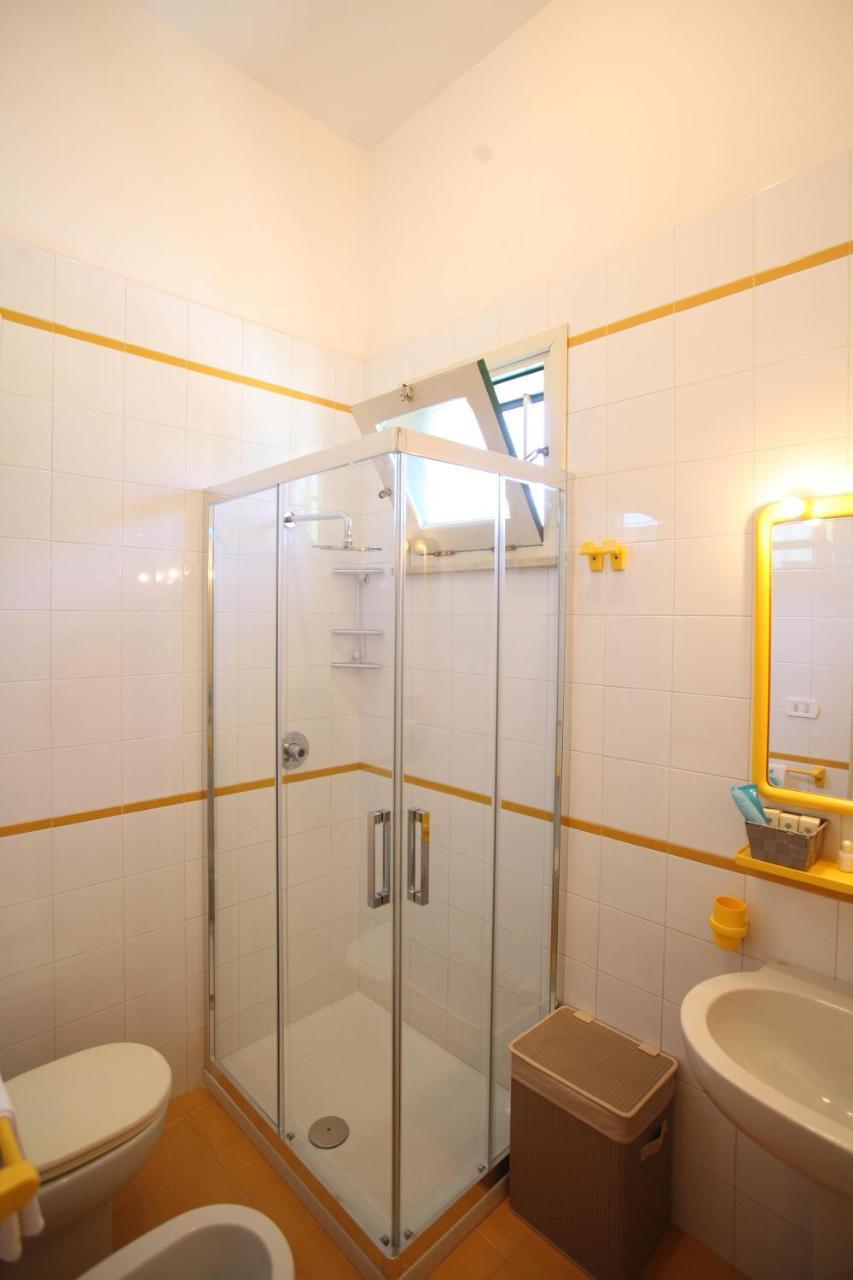 Villa Edda Heated Pool ガラティーナ 部屋 写真